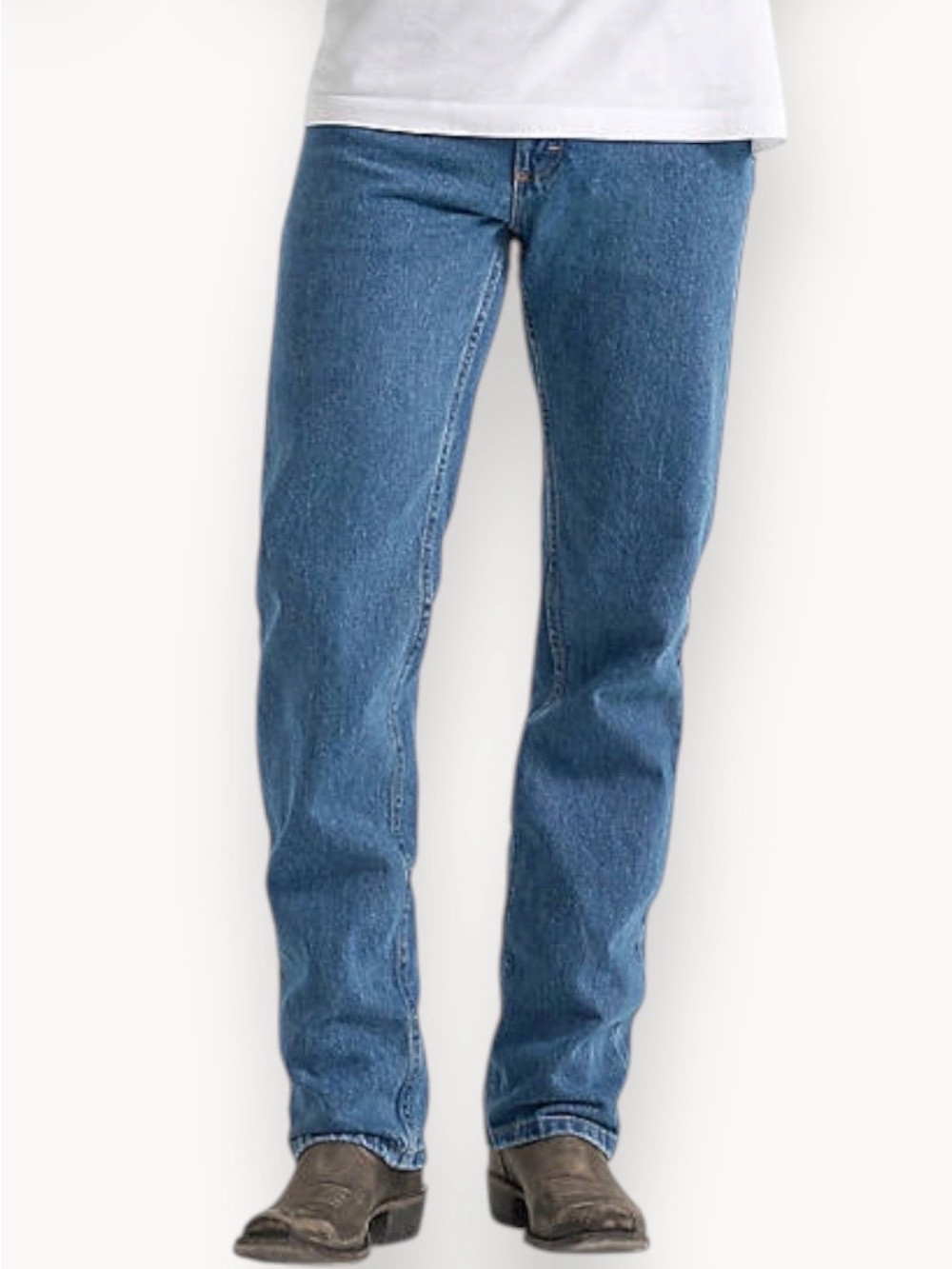 Wrangler Straight-Leg Men's Jeans in Medium Blue